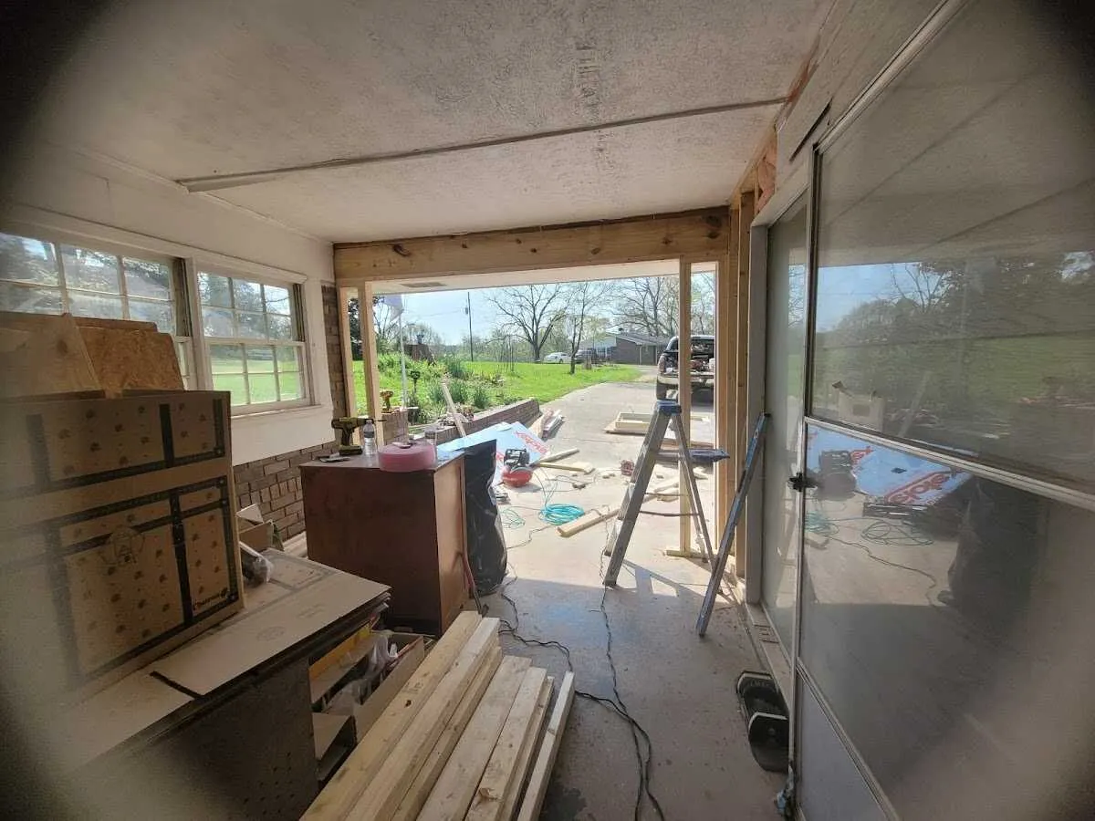 Air movers and dehumidifier for Water Mitigation Services in Hardeeville